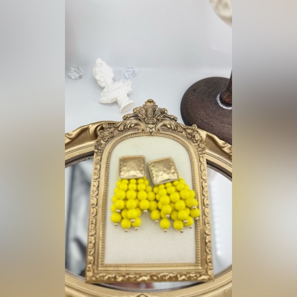 Zara Bold Yellow Beaded Statement Earrings with Gold Hammered Tops - Picture 7 of 9